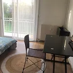 Chambre Cuisine Et Salle De Bains Privees